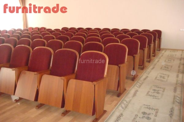 Кресло для залов Классика производства фабрики Фурнитрейд