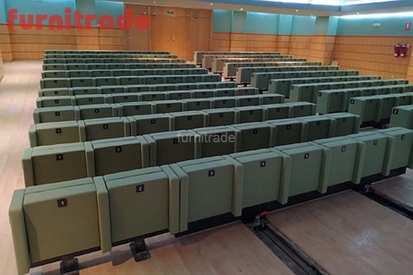 Зрительный зал с креслами по импортозамещению модели КДН