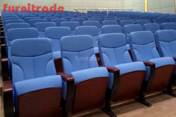 Зрительный зал с театральными креслами FTD9106 